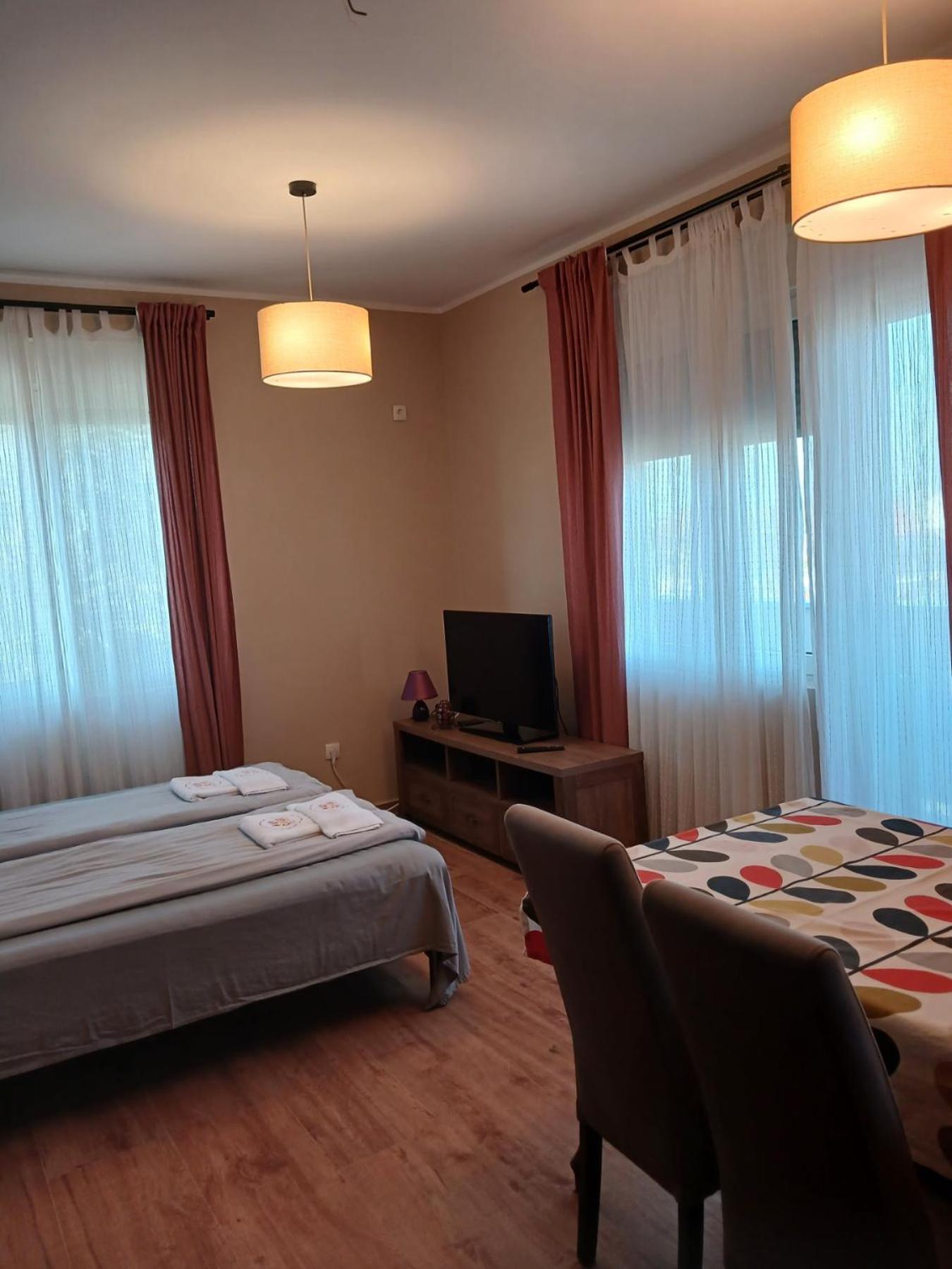 Roomsapartments Popcourt Pancevo Ngoại thất bức ảnh